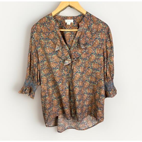 Sundance Tops - Sundance Ruffled Blouse Women’s V Neck 3/4 Length Sleeves Smocked Cuff Large